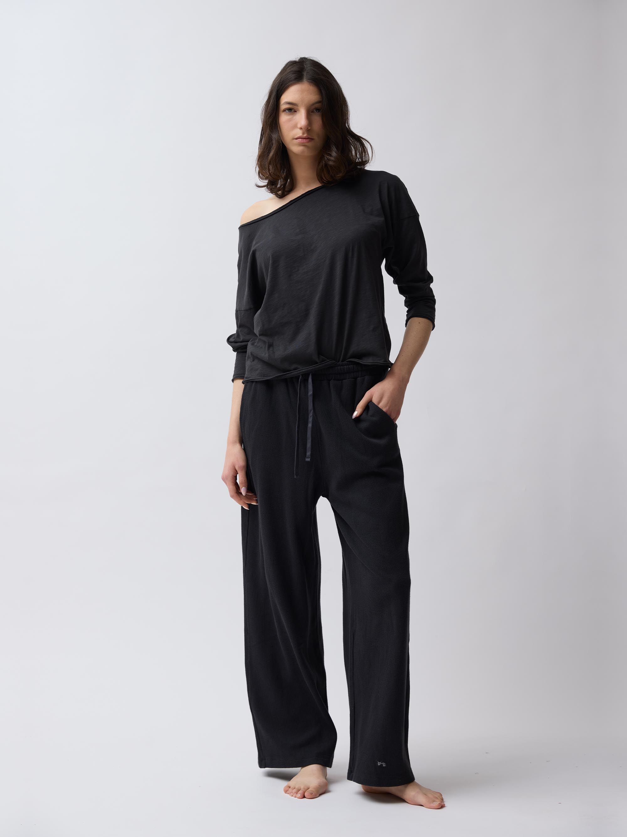 Organic Cotton Slub Off-Shoulder Shirt – Charcoal