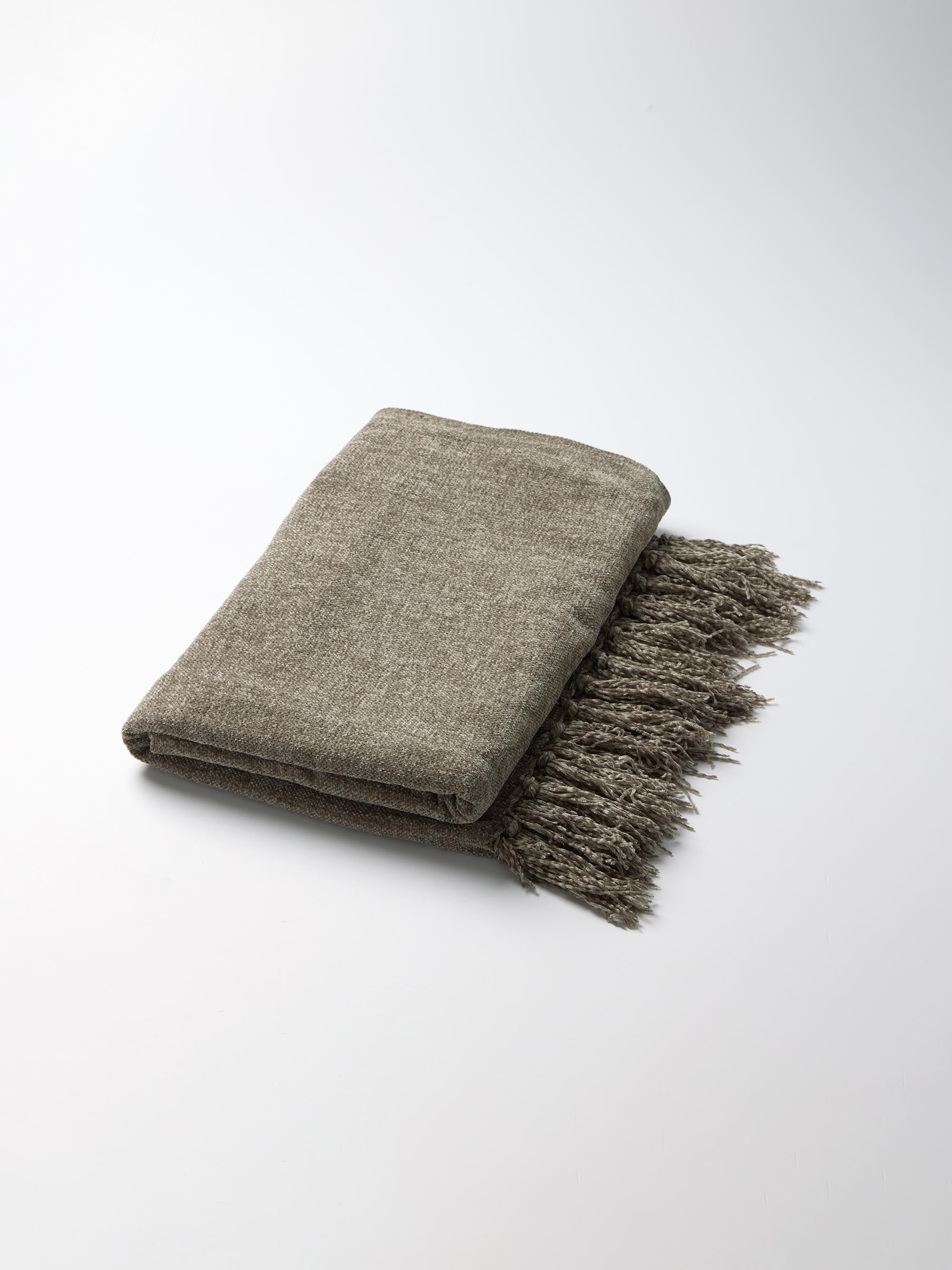 שמיכת כרבול CHENILLE - זית