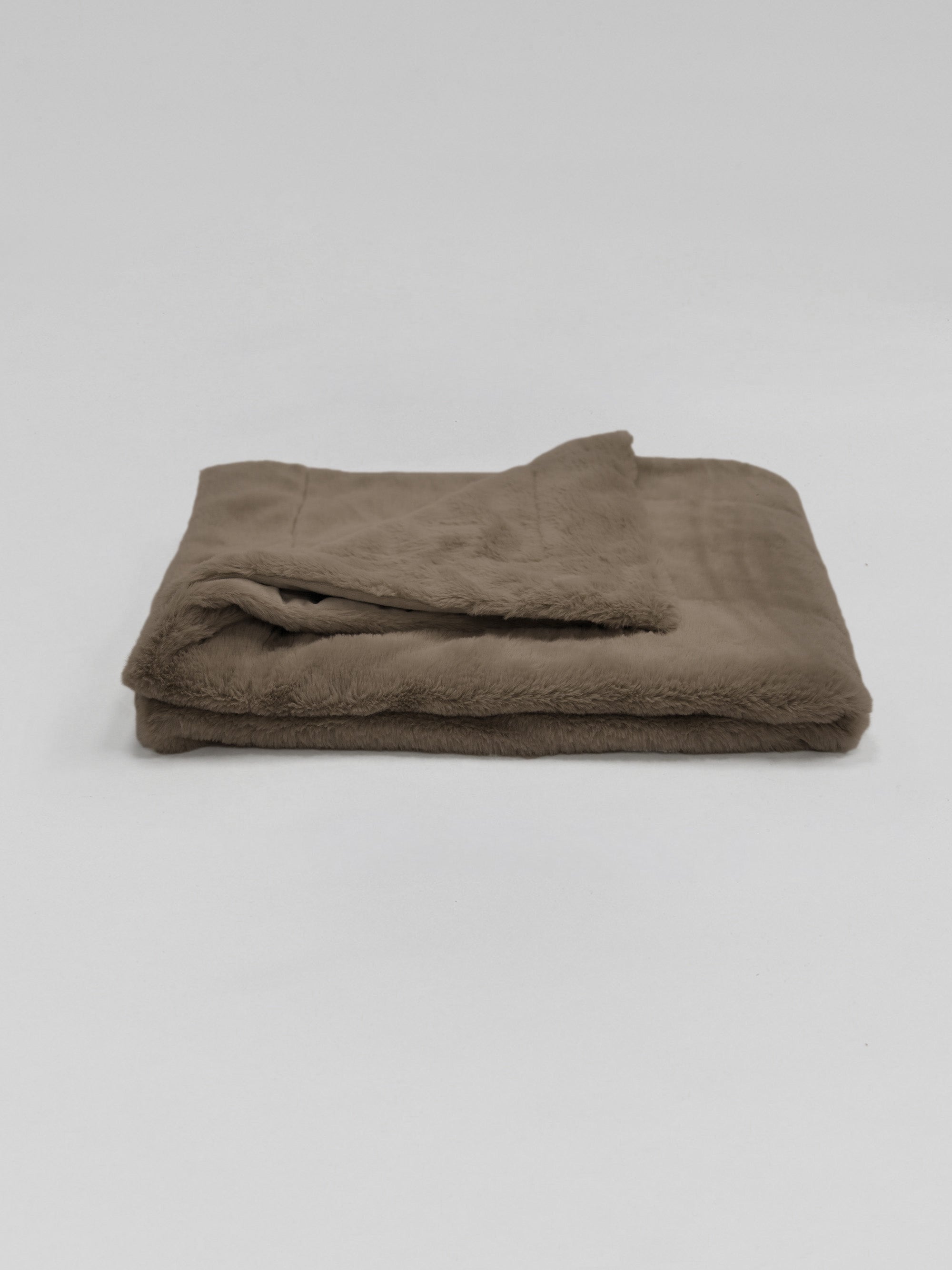 שמיכת חורף Softness - מוקה