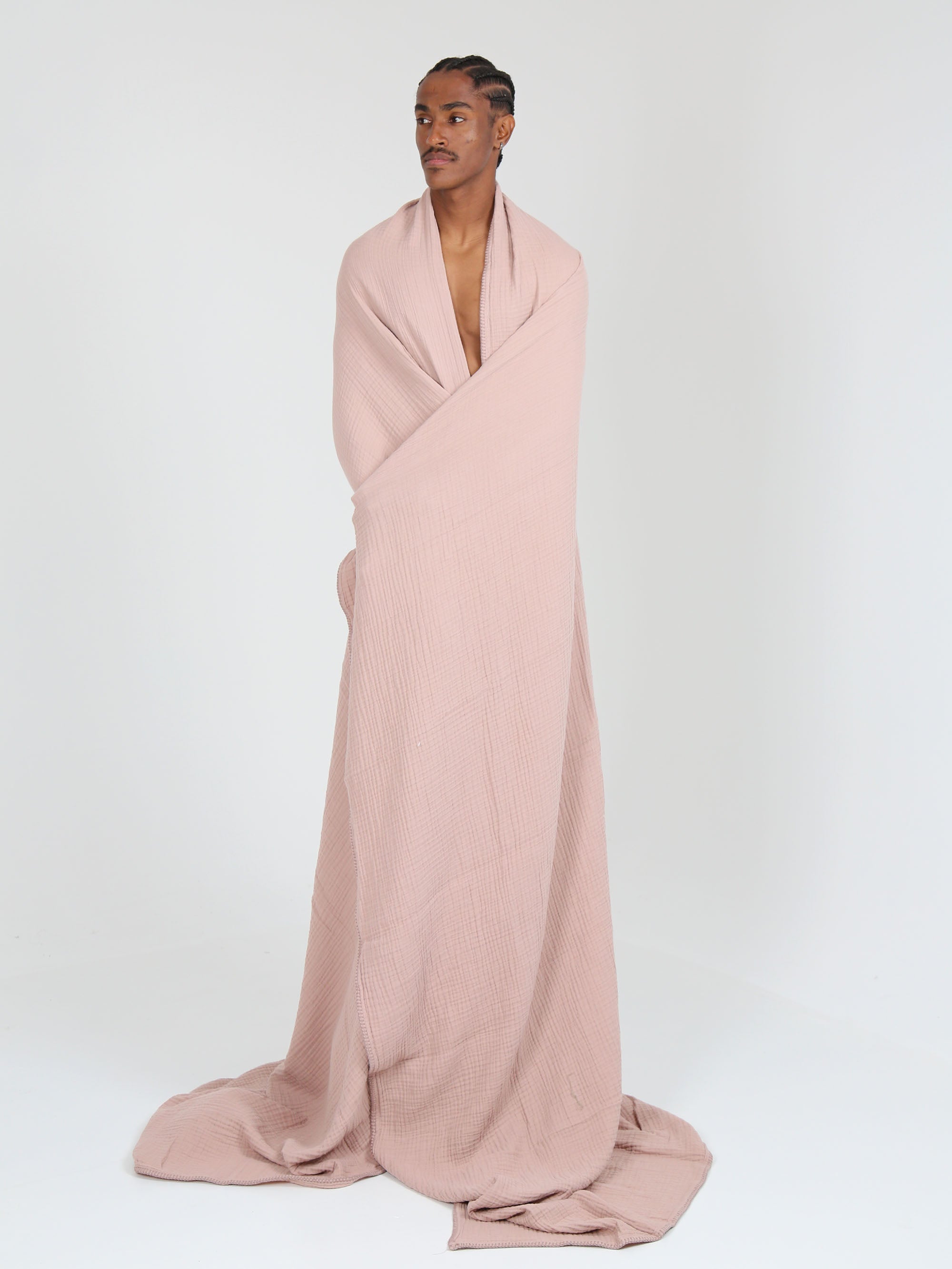 Dream Embroidered Muslin Coverlet – Nude