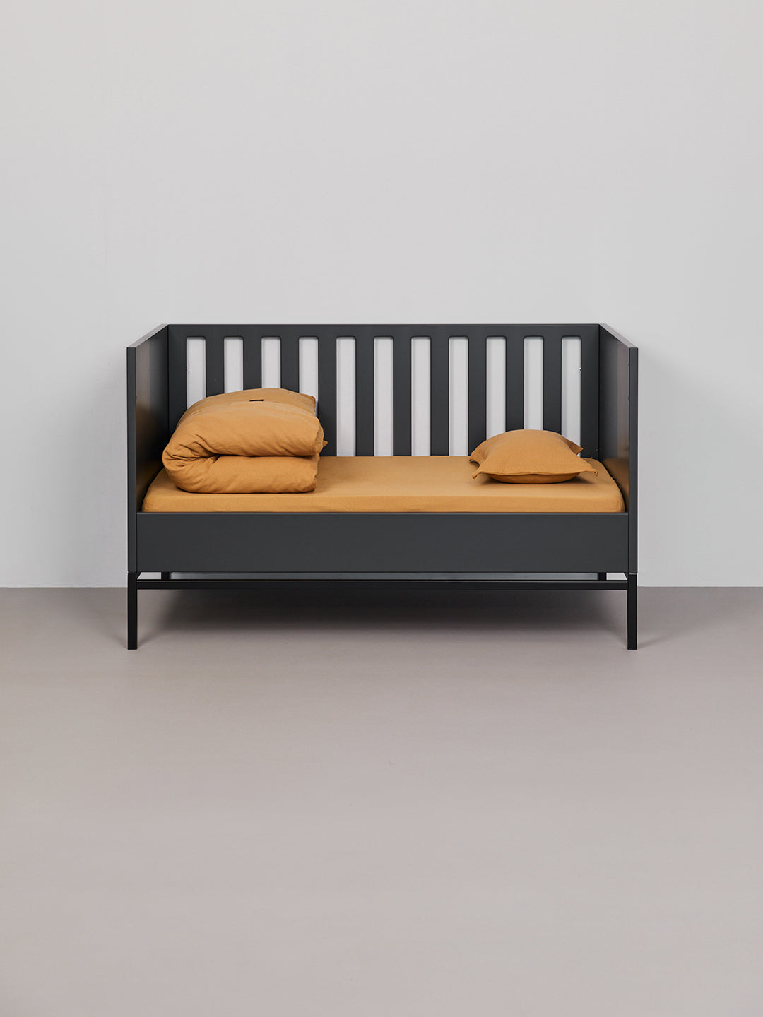 Oxford Collection | Toddler Bed Set