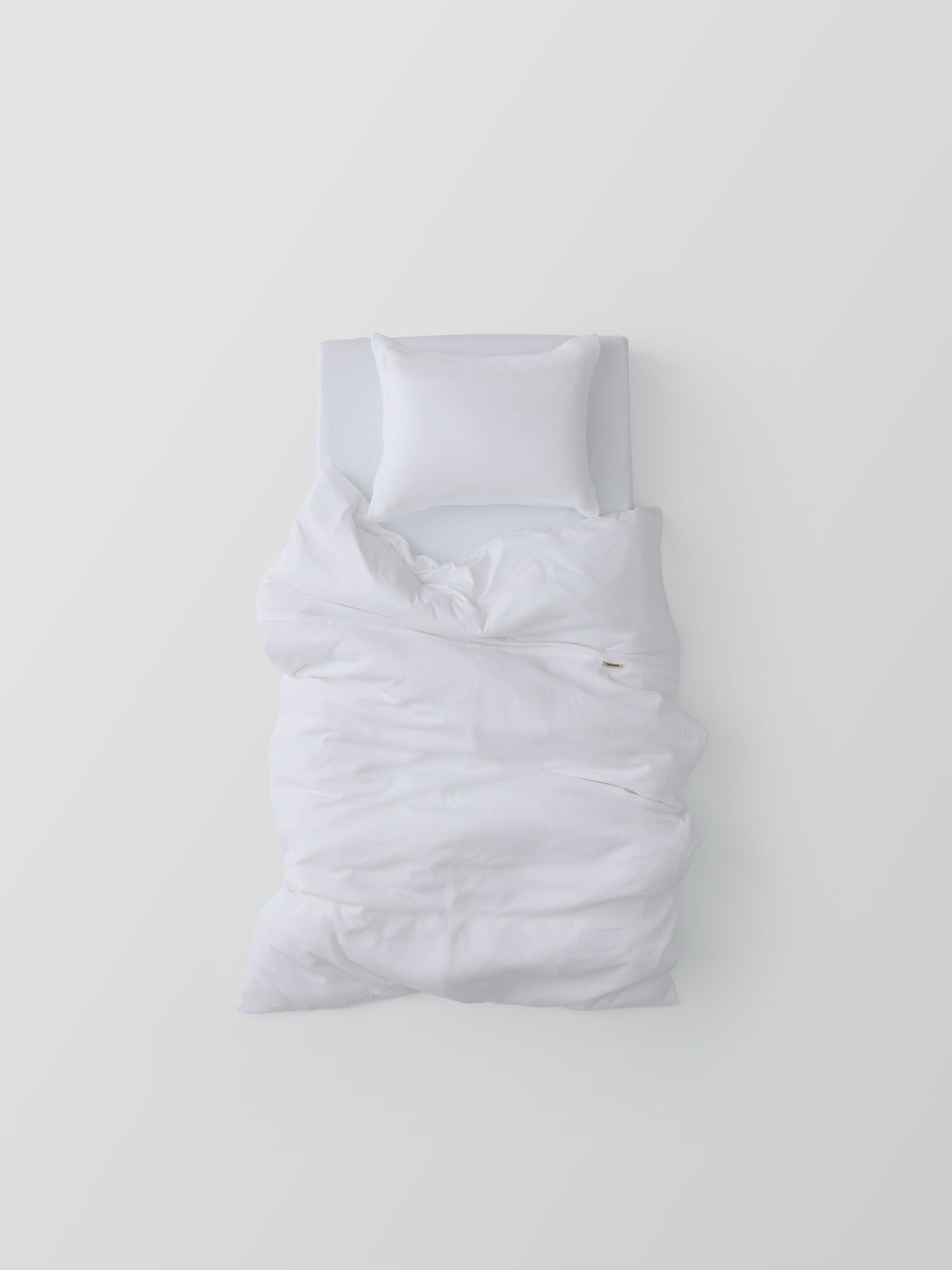 Jacquard Waffle Jersey Baby & Toddler Bedding Set – White