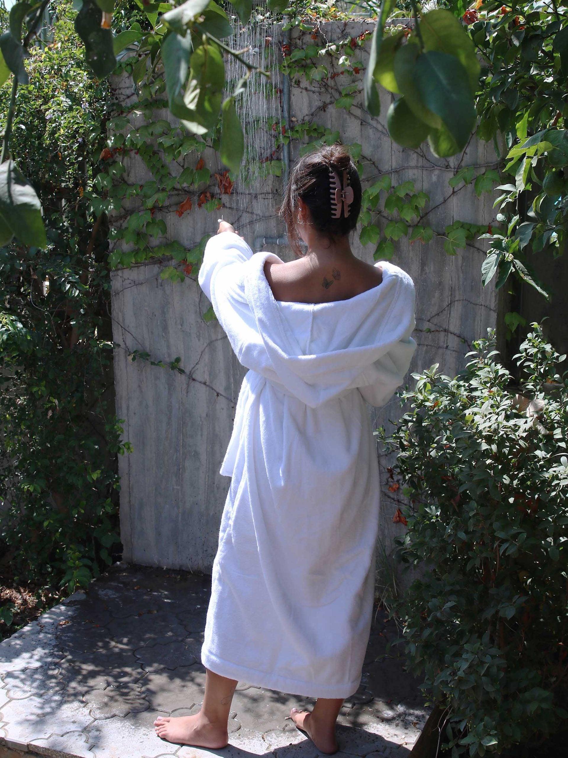 Quality Bathrobe – White