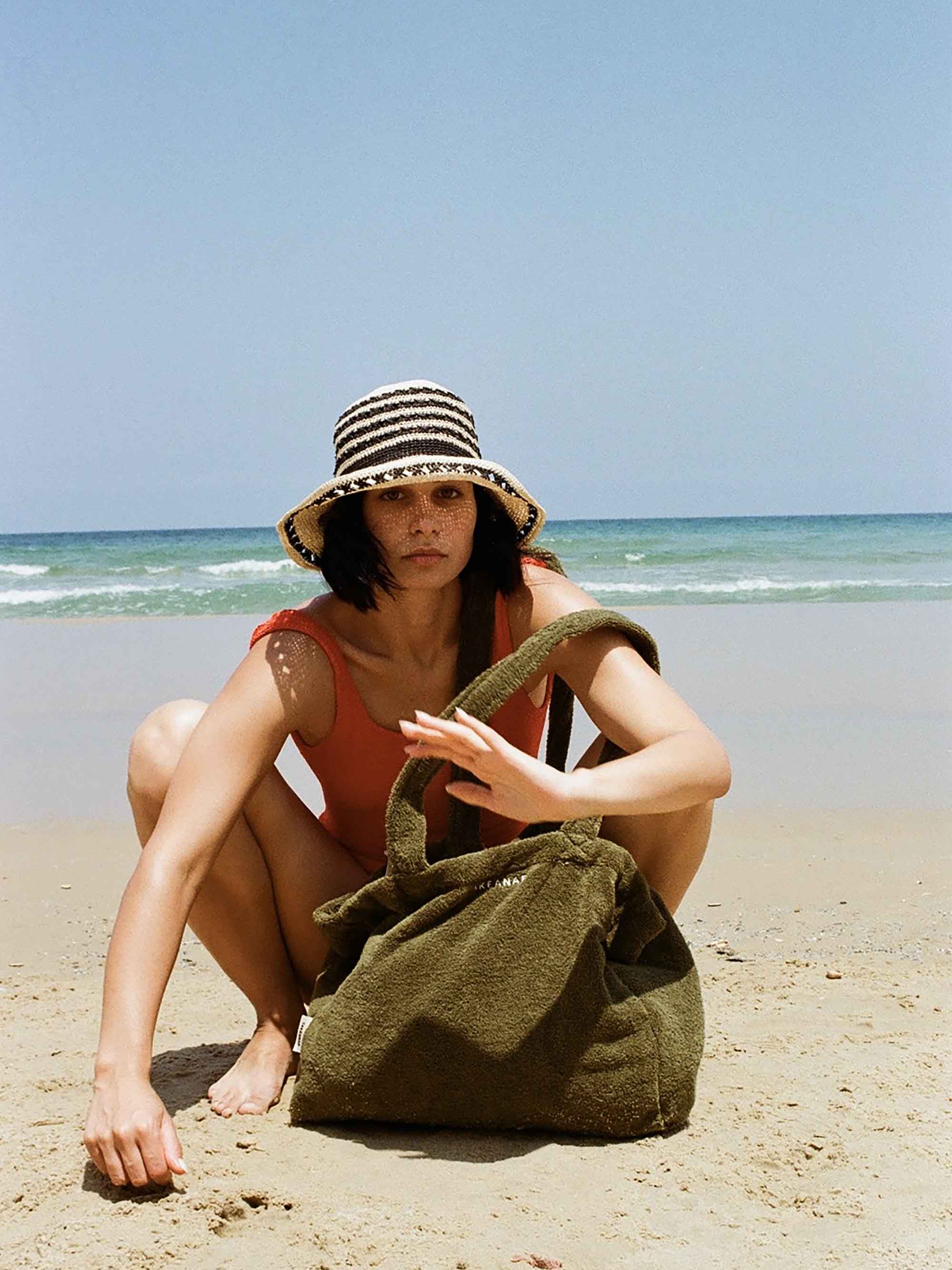 Quality Vacation Bag – Green