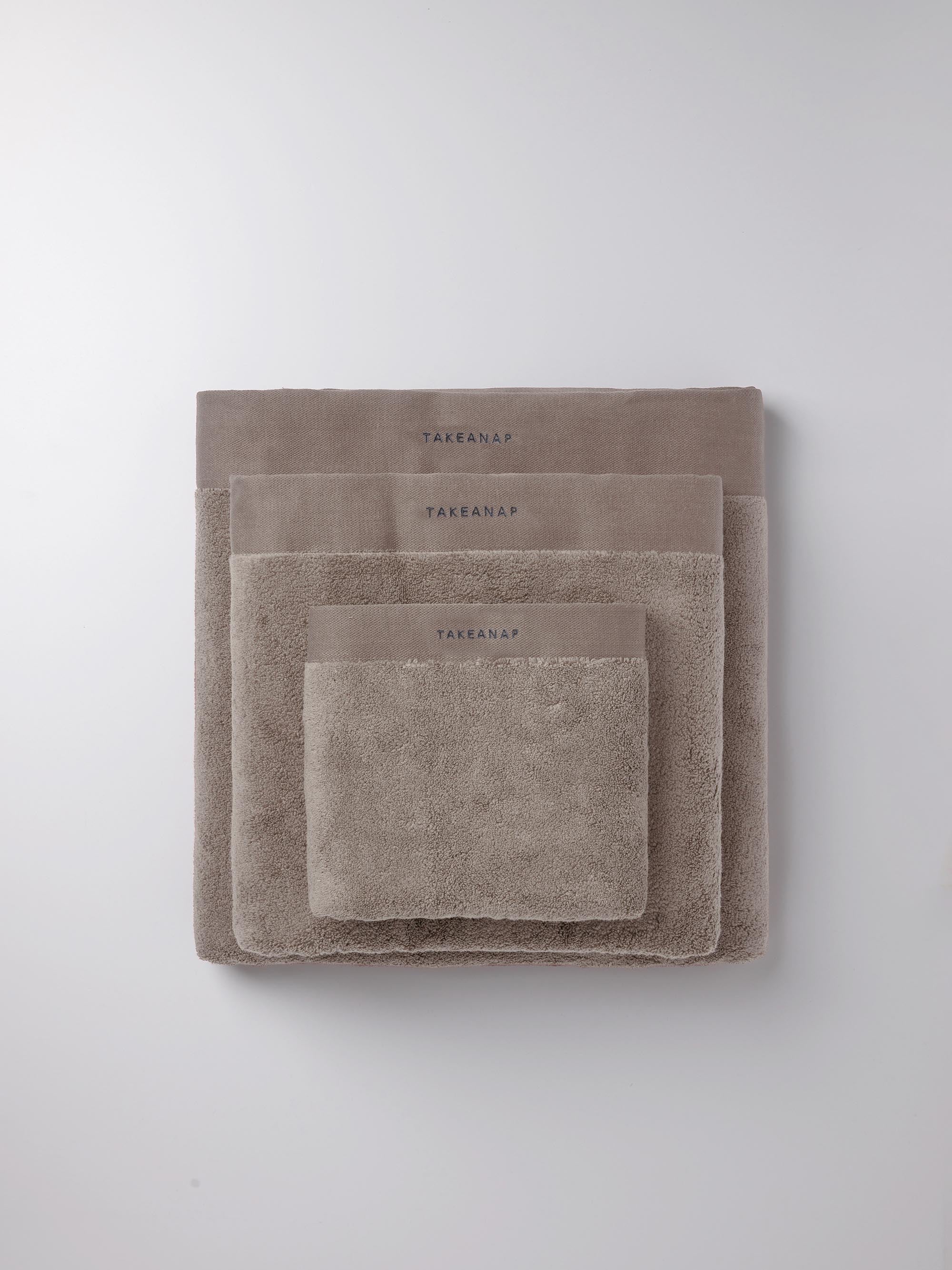 Quality 700 Bath Towel – Sand